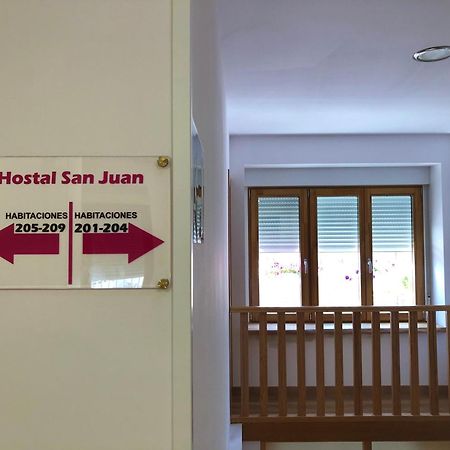 Hostal San Juan Sahagún 外观 照片