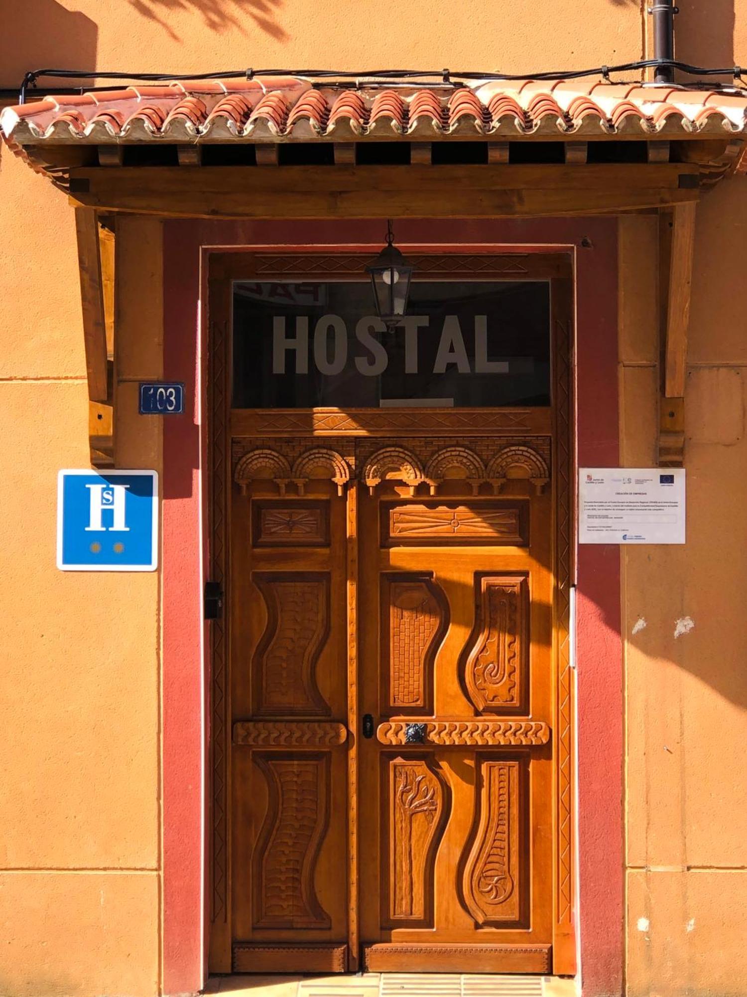 Hostal San Juan Sahagún 外观 照片